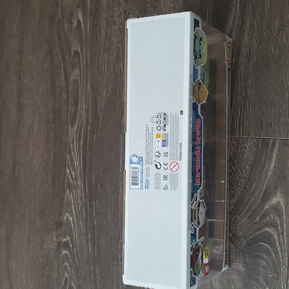 Pop Rocks - IRON MAIDEN Funko Glow in the Dark - 4 Pack AE Exclusive- ED… - Picture 3 of 8